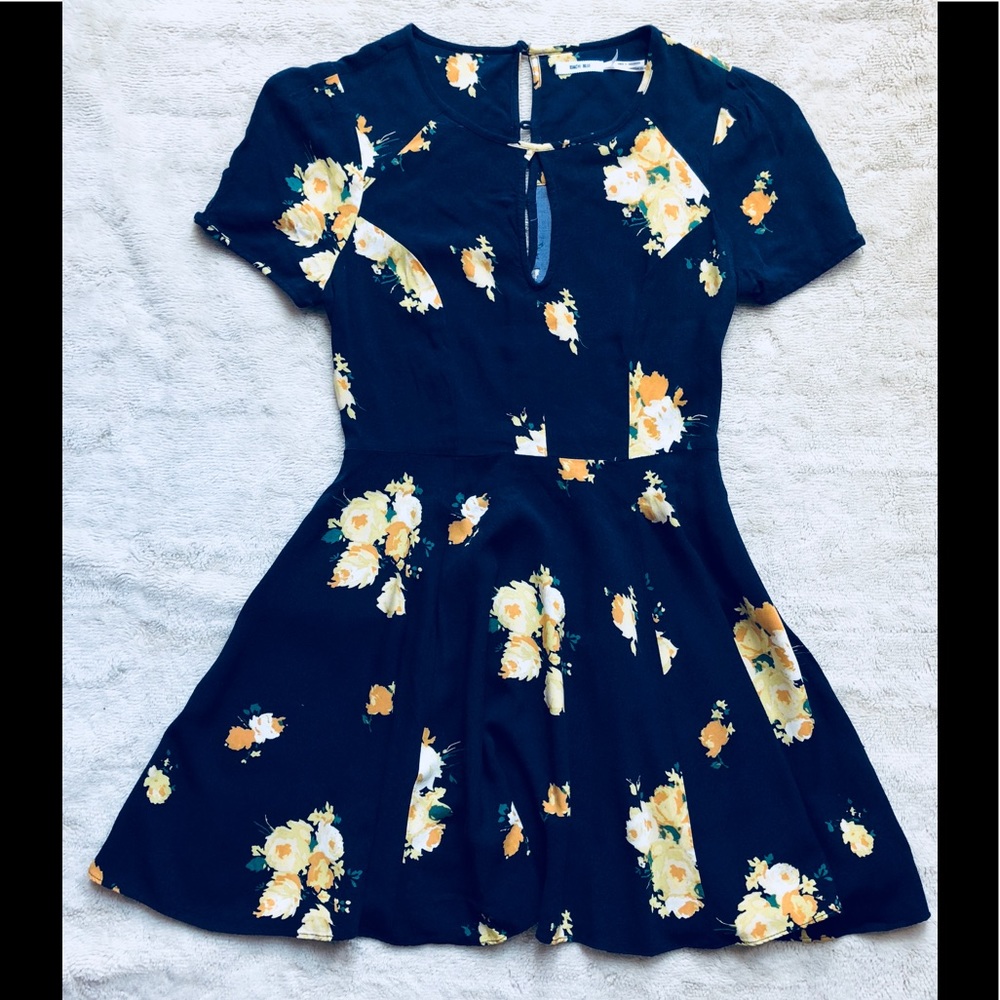 Dress Urban Outfitters